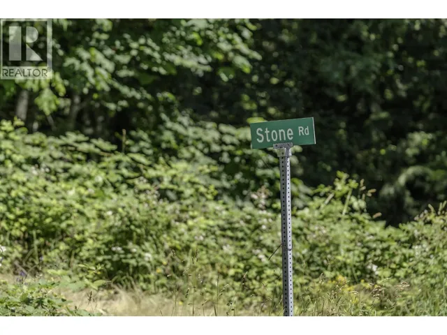 12882 STONE ROAD, Pender Harbour, British Columbia V0N2H1