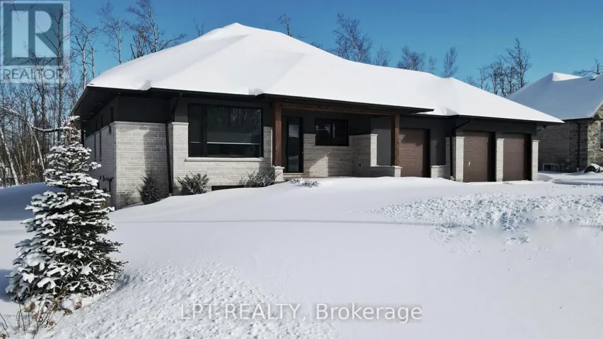 15 BYERS STREET, Springwater (Snow Valley), Ontario L9X2A3