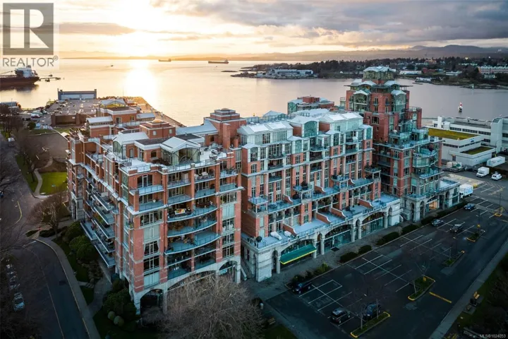 618 21 Dallas Rd, Victoria, British Columbia V8V4Z9