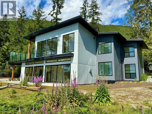 8394 Sa-Seen-Os Rd, Youbou, British Columbia V0R3E1