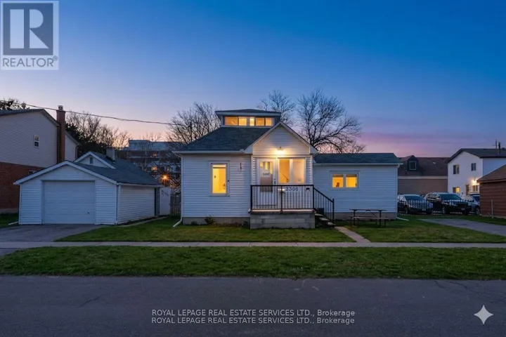 2386 SOVEREIGN STREET, Oakville (BR Bronte), Ontario L6L1L8