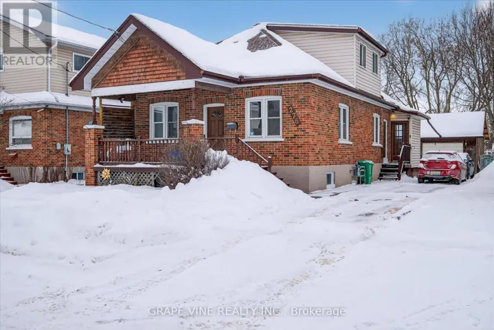 276 MCGILL STREET STREET, Peterborough (Otonabee Ward 1), Ontario K9J1W5