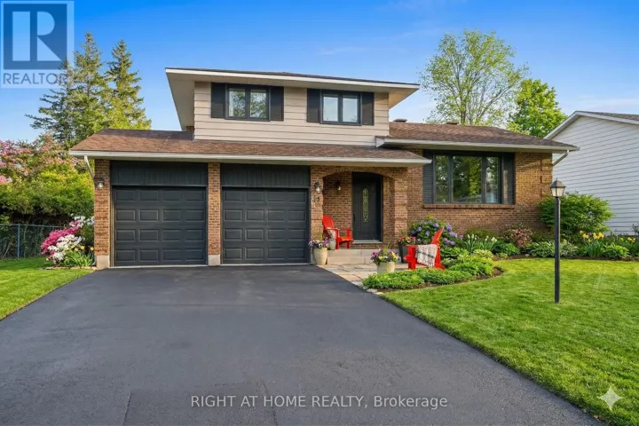 12 BUTTERFIELD ROAD, Ottawa, Ontario K0A3P0