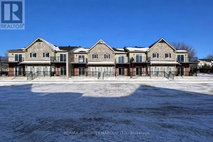 212 - 229 WATER STREET E, Cornwall, Ontario K6H1A2