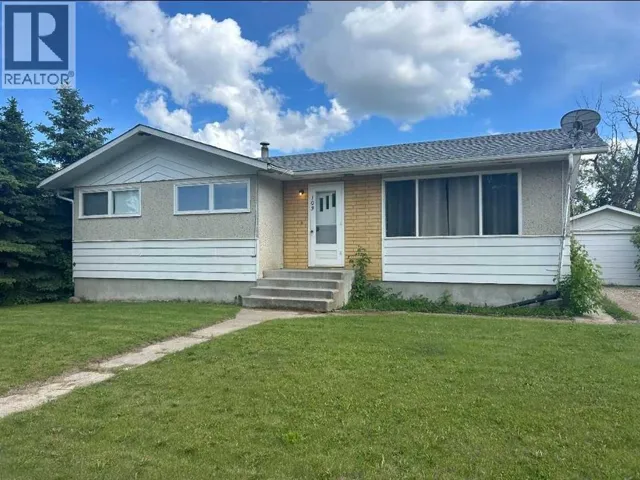 103 1st Street N, Marwayne, Alberta T0B2X0