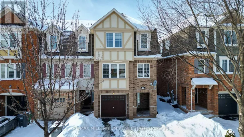 74 LATHBURY STREET, Brampton (Northwest Brampton), Ontario L7A0R8