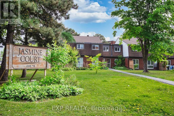 34J - 1958 JASMINE CRESCENT, Ottawa, Ontario K1J7W1