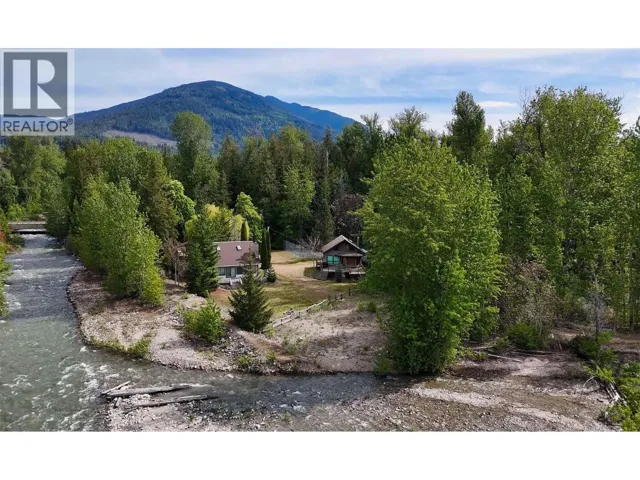 6884 Squilax-Anglemont Road, Magna Bay, British Columbia V0E1M7