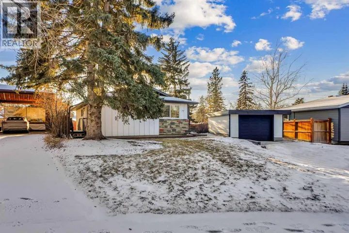 77 Ferncliff Crescent, Calgary, Alberta T2H0V5