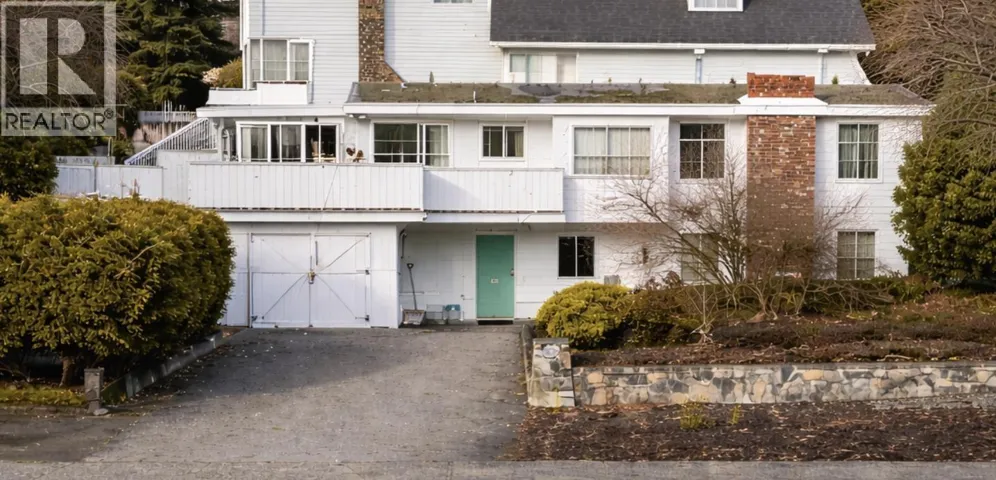 5395 GEORGIA STREET, Burnaby, British Columbia V5B1V3