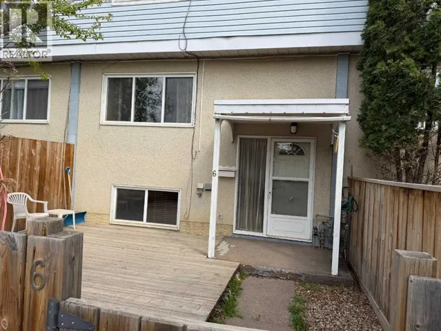 8808 96 Street, Peace River, Alberta T8S1G6