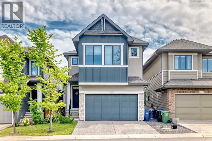 41 Shawnee Green SW, Calgary, Alberta T2Y0P5