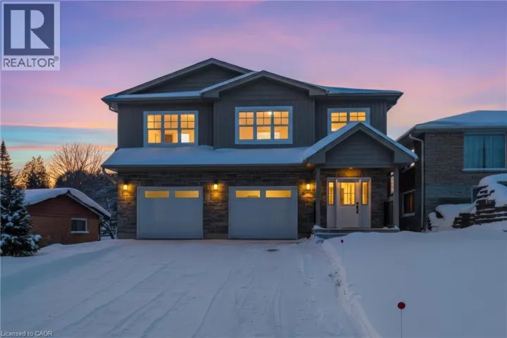 11 HAMILTON Drive, Guelph/Eramosa, Ontario N1E0N9