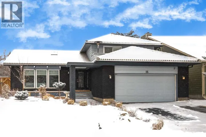 16 Woodgate Close SW, Calgary, Alberta T2W4C1