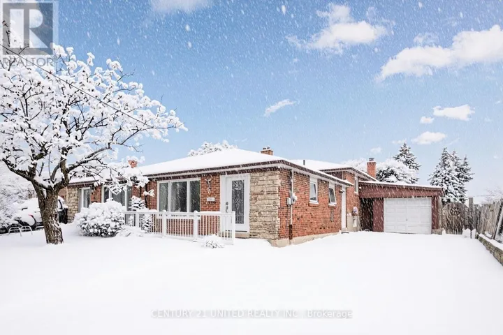 84 GOLDSBORO ROAD, Toronto (Humber Summit), Ontario M9L1A7