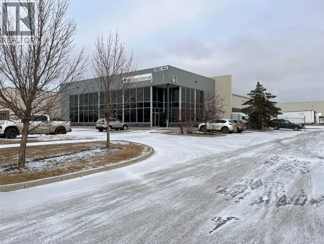 10900 46 Street SE, Calgary, Alberta T2C1G4