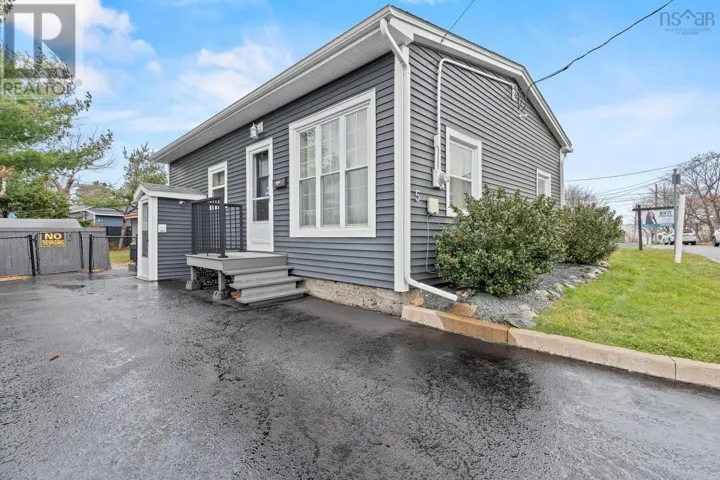 5 Herbert Street, Dartmouth, Nova Scotia B2W1J1