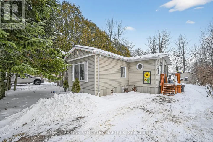 213 - 26 SALMON SIDE ROAD, Rideau Lakes, Ontario K7A4S5