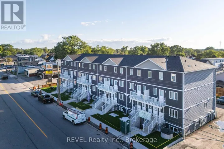 34 - 35 SOUTHWORTH STREET N, Welland (Lincoln/Crowland), Ontario L3B1X8