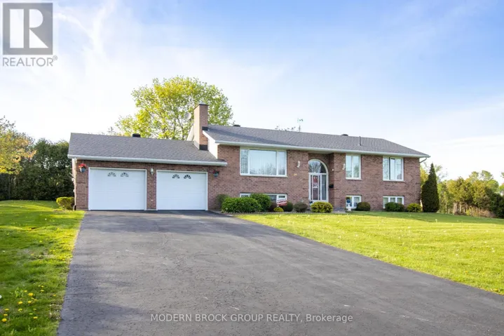 24 BERNARD CRESCENT, Augusta, Ontario K0E1P0