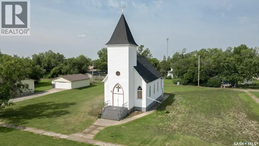 229 Victoria STREET, Lang, Saskatchewan S0G2W0