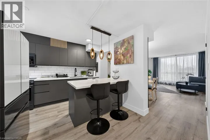 350 QUIGLEY Road Unit# 324, Hamilton, Ontario L8K5N2