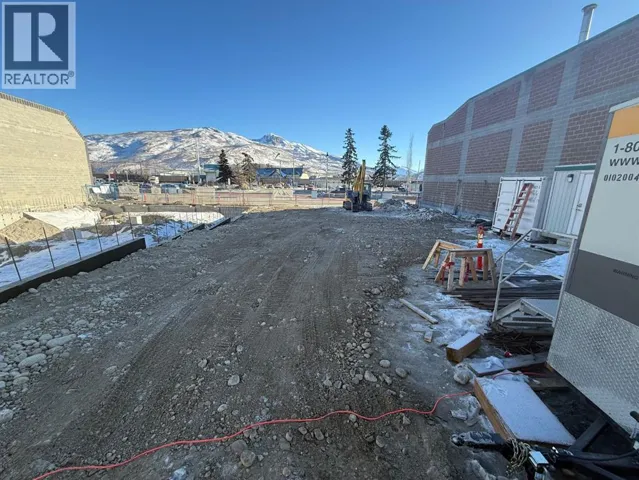 630 CONNAUGHT Drive, Jasper, Alberta T0E1E0