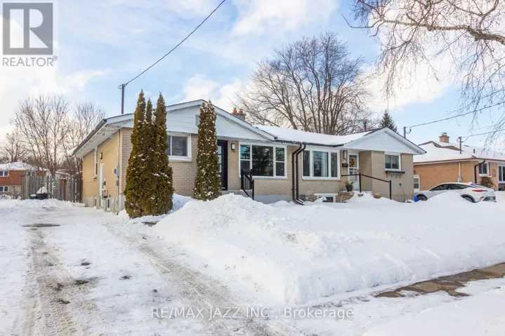 256 TRENT STREET, Oshawa (McLaughlin), Ontario L1J4N1