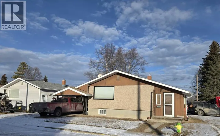 101 Simpson Street, Hinton, Alberta T7V1C2