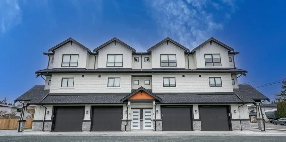 D 7533 WREN STREET, Mission, British Columbia V2V3C1