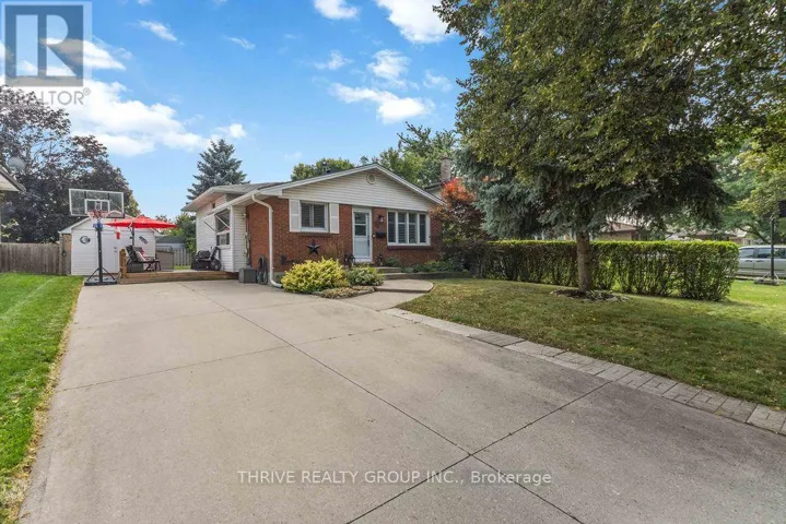 35 SURREY CRESCENT, London South (South Y), Ontario N6E1T7