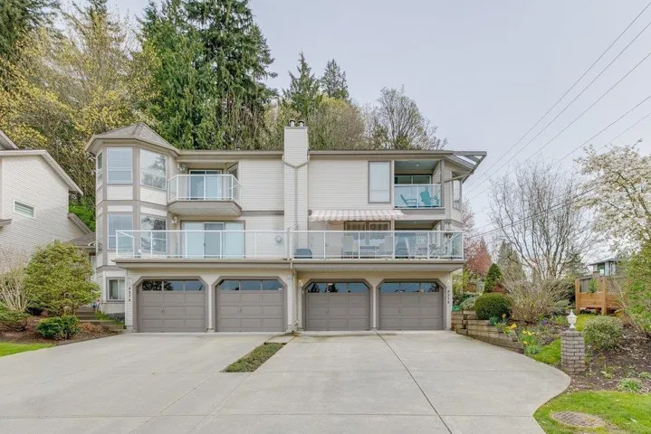 8376 CENTRE STREET, Delta, British Columbia V4C3X4