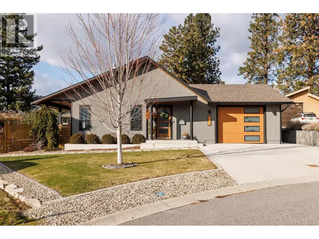 2575 Pineridge Place, West Kelowna, British Columbia V4T2J7