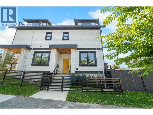 3192 E 23RD AVENUE, Vancouver, British Columbia V5R2G5