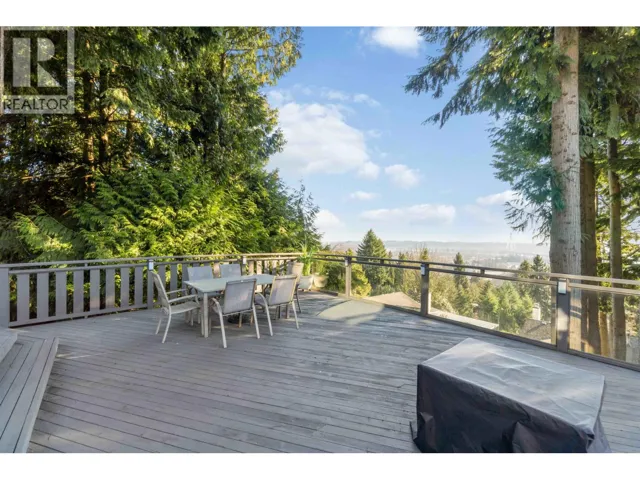 351 DARTMOOR DRIVE, Coquitlam, British Columbia V3K5R6