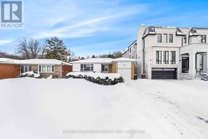 211 NEWTON DRIVE, Toronto (Newtonbrook East), Ontario M2M2P2