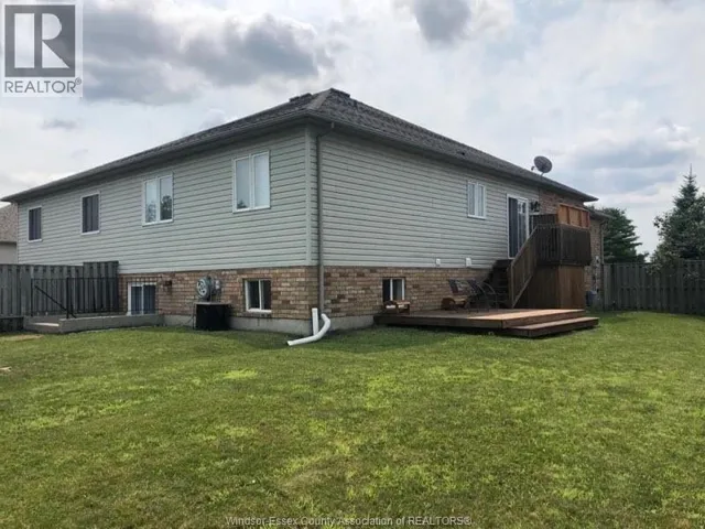 12432 HEATHERGLEN Unit# LOWER, Tecumseh, Ontario N8N4P3