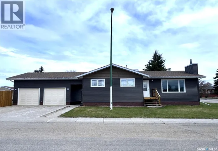 415 3rd AVENUE W, Biggar, Saskatchewan S0K0M0