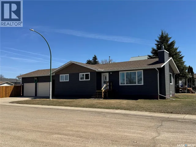 415 3rd AVENUE W, Biggar, Saskatchewan S0K0M0