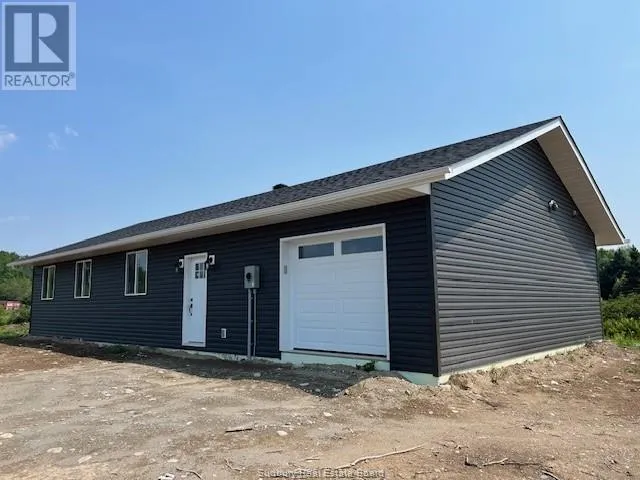 5 Emily Street, St. Charles, Ontario P0M2W0