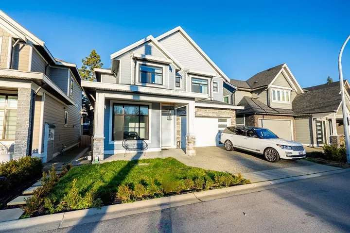 17825 E BARNSTON DRIVE DRIVE, Surrey, British Columbia V4N6T4