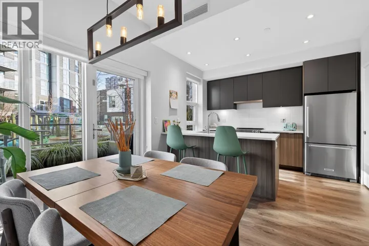 3 8693 OOLICHAN WAY, Vancouver, British Columbia V5S0G7