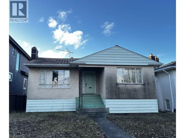 6565 BROOKS STREET, Vancouver, British Columbia V5S3J6