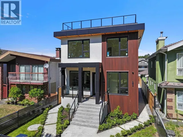 2111 E 46TH AVENUE, Vancouver, British Columbia V5P1P3