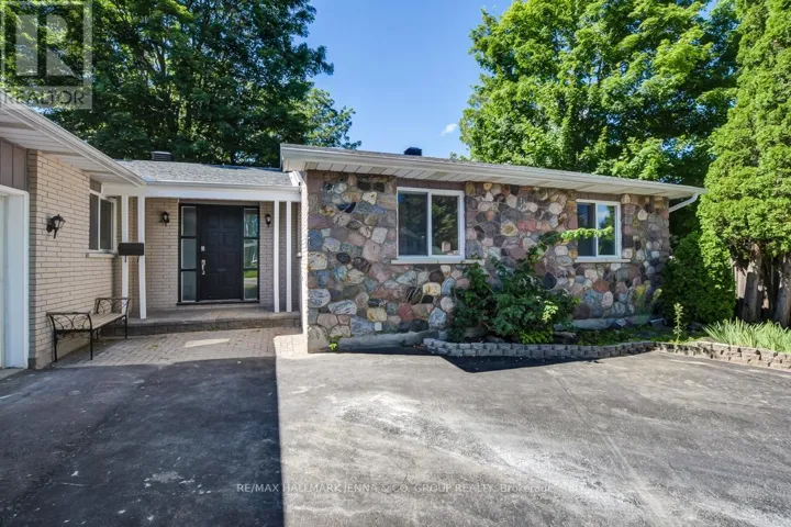 B - 21 ST REMY DRIVE, Ottawa, Ontario K2J1A7