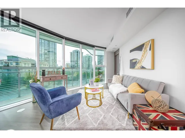785 87 NELSON STREET, Vancouver, British Columbia V6Z0E8
