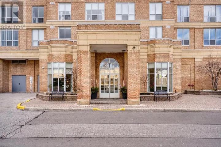 712 - 21 OVERLEA BOULEVARD, Toronto (Thorncliffe Park), Ontario M4H1P2