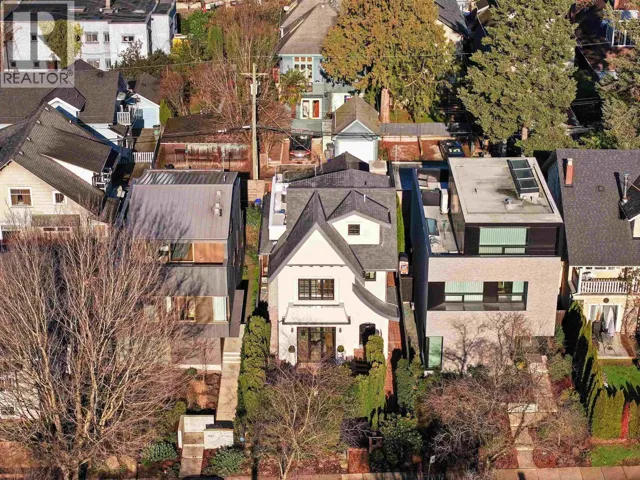 1973 CREELMAN AVENUE, Vancouver, British Columbia V6J1B8