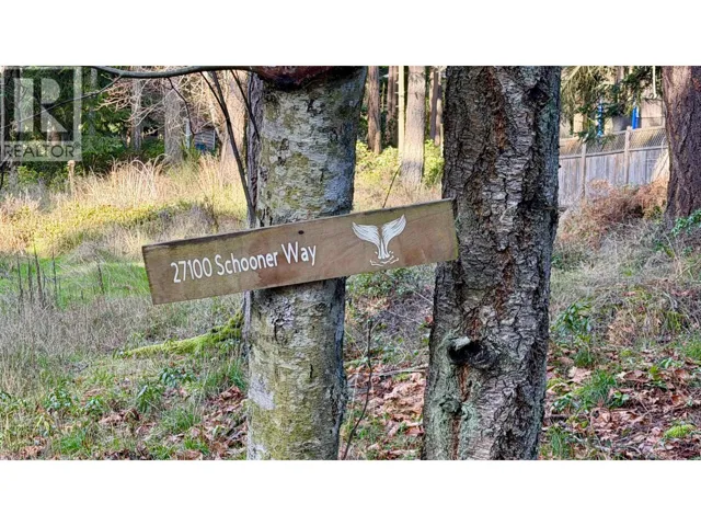 27100 SCHOONER WAY, Pender Island, British Columbia V0N2M2