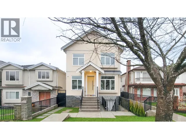3431 E 23RD AVENUE, Vancouver, British Columbia V5R1C1